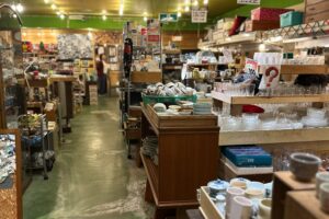 Hiroshima thrift shop upcycle local community Hatsukaichi